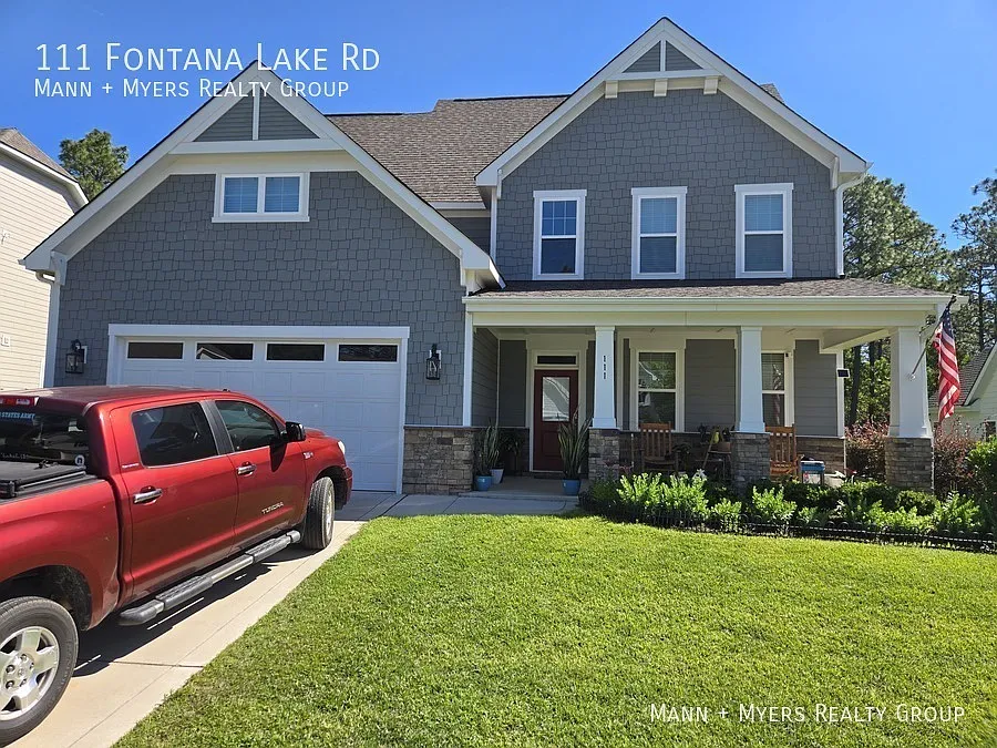 Luxury Living in Legacy Lakes Spacious Craftsman Home with Dual Owner's Suites — Photo 3