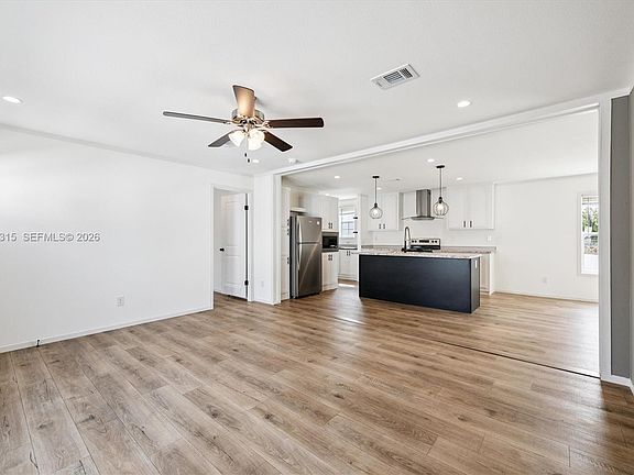 3rd image of 17101 SW 200th St