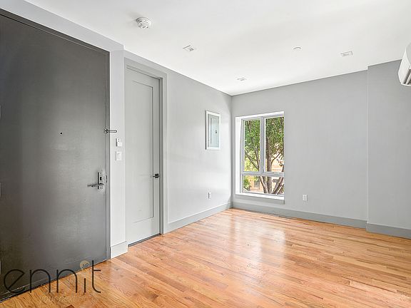 2nd image of 239 Tompkins Ave #2BB