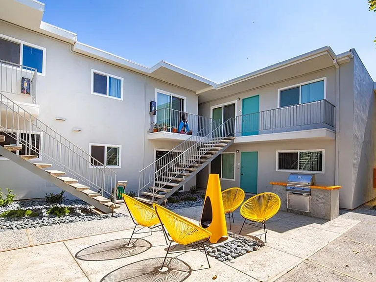 The Amberjack Apartments — Photo 20