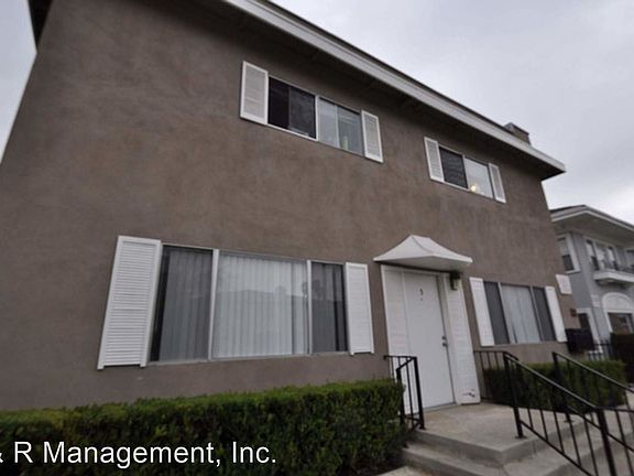 2nd image of 1812-1830 Wilcox Ave #3