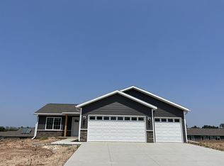 2315 Young Dr, Waupaca, WI 54981