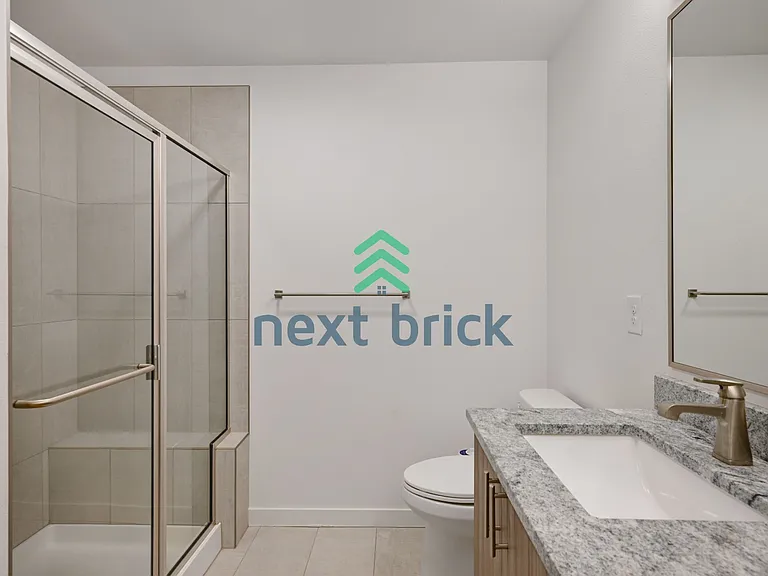 1438 158th Ct NE — Photo 13