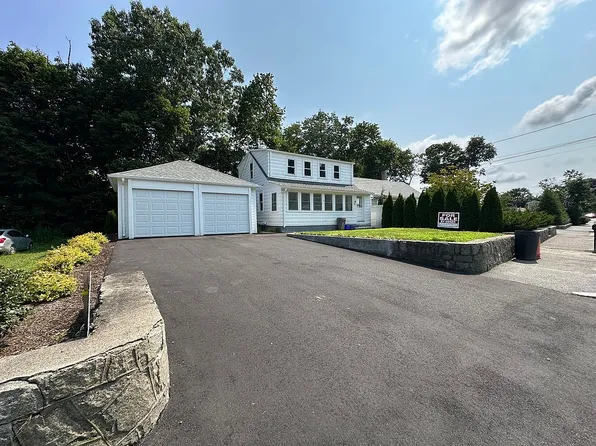1111 Atwood Ave, Johnston, RI 02919