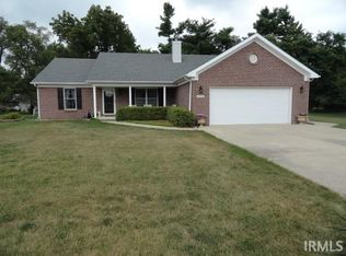 1014 Scouts Bluff Rd, Rensselaer, IN 47978