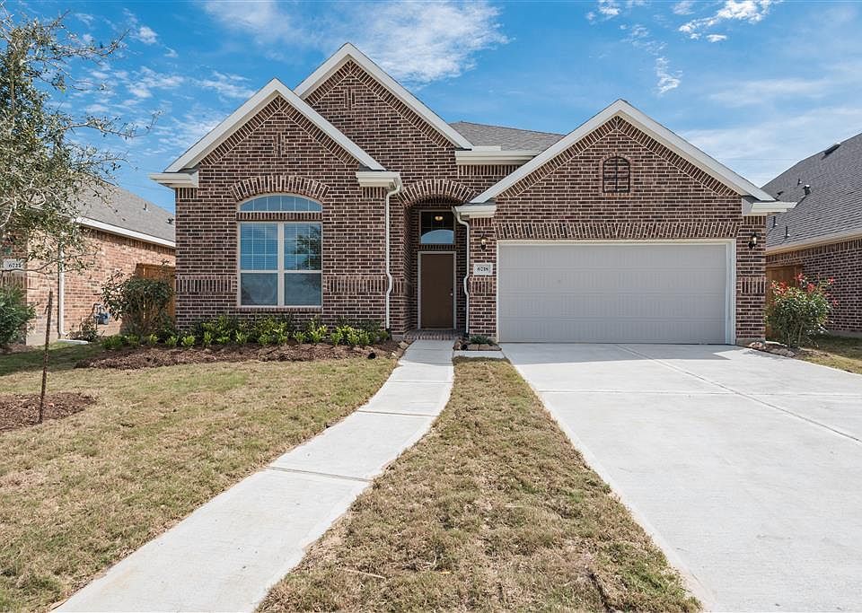1st image of 6718 Greenwood Valley Pl
