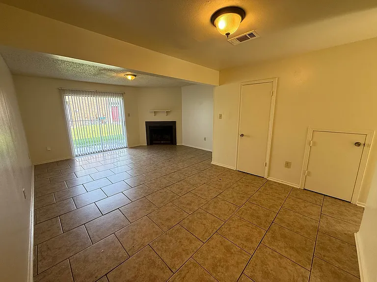 8727 Granite Dr — Photo 8