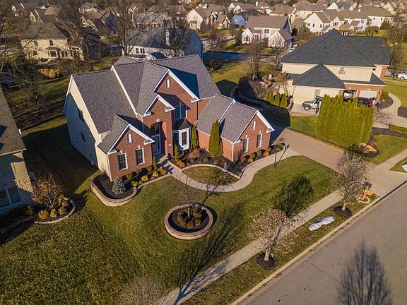 3rd image of 5329 Lynbrook Ln
