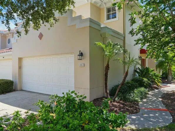 290 Valencia Cir, Saint Petersburg, FL 33716