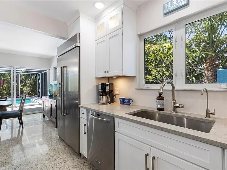 1165 Morningside Pl — Photo 9