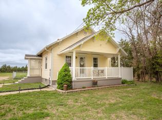 38620 Ravenswood Rd, Mccook, NE 69001