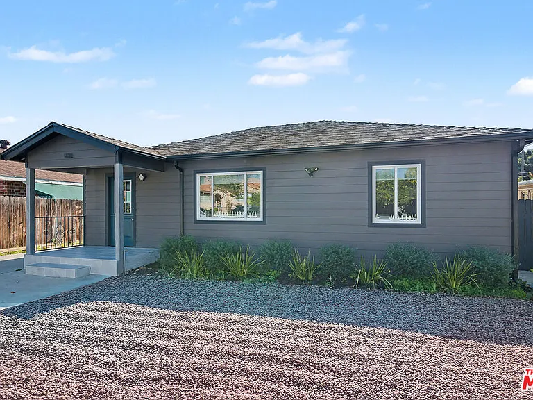 4026 Baywood St — Photo 1