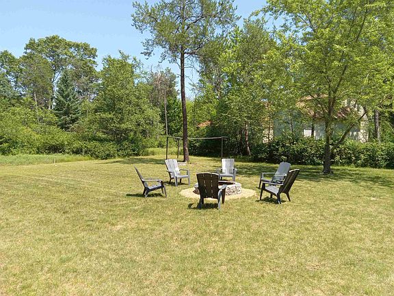 3rd image of 1024 Chester Ct
