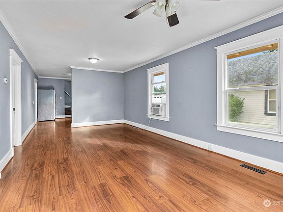 5th image of 509 Barksdale Avenue