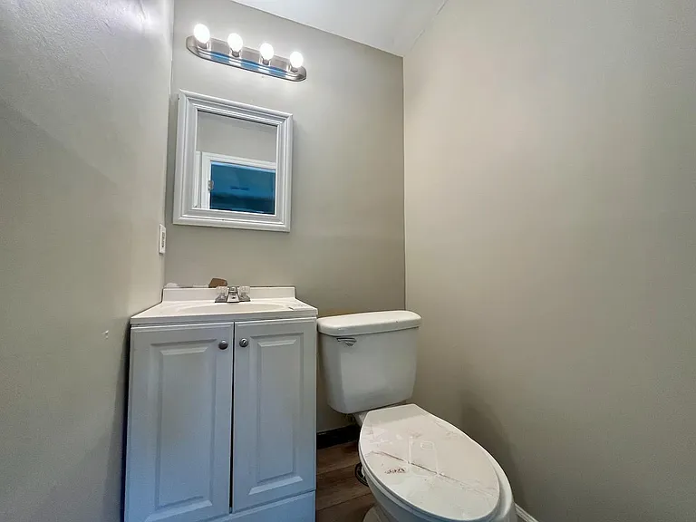 1100 Savannah Dr — Photo 16
