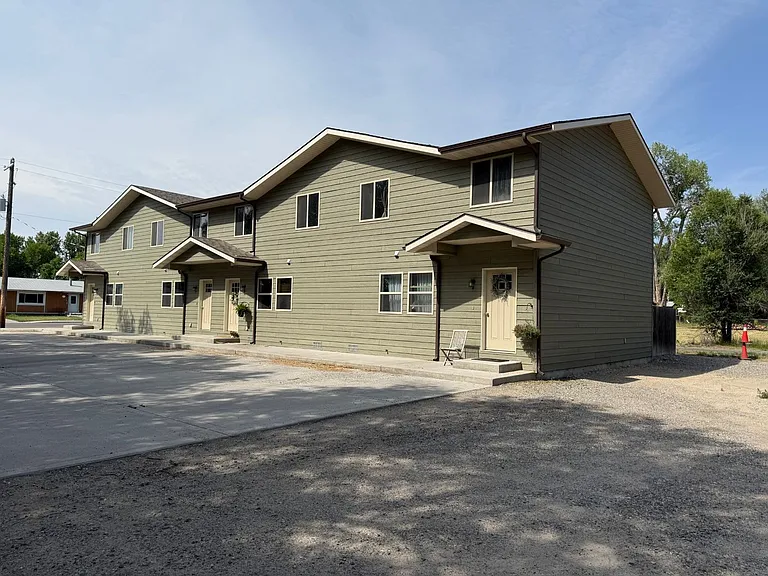 418 W Pershing — Photo 51