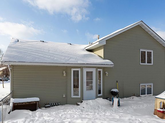 5th image of 13803 Vintage Ct NW