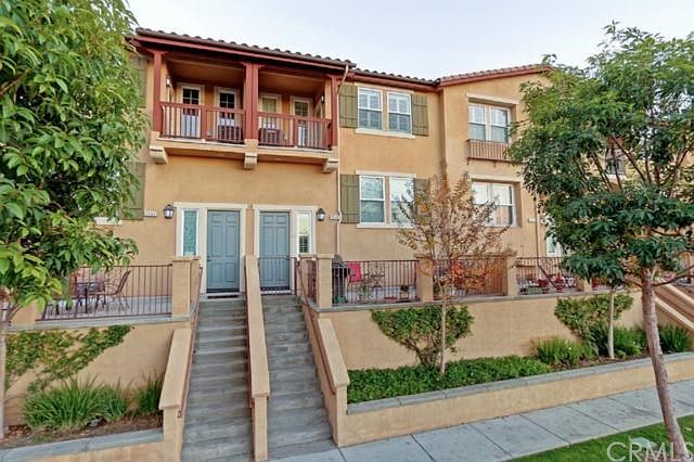 1st image of 2648 Cabrillo Ave