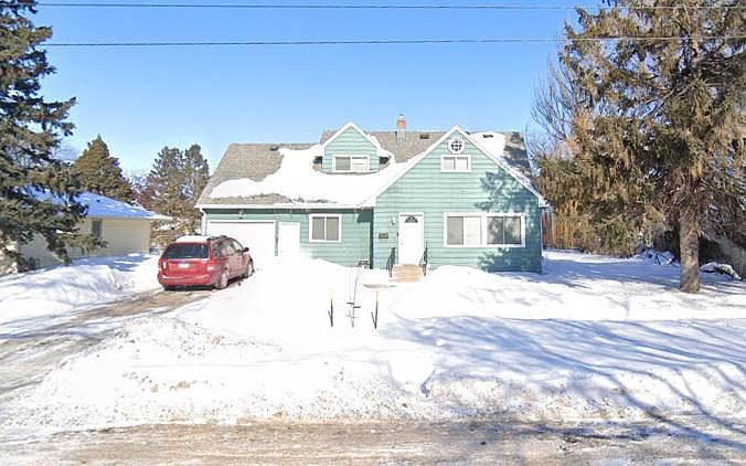 1st image of 1326 12th Ave S