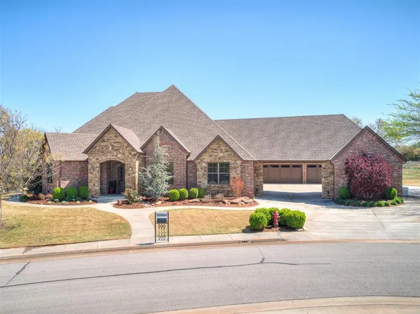 3308 Hillside Dr, Edmond, OK 73012