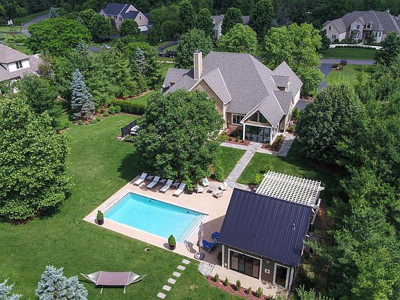 3rd image of 1847 White Oak Dr