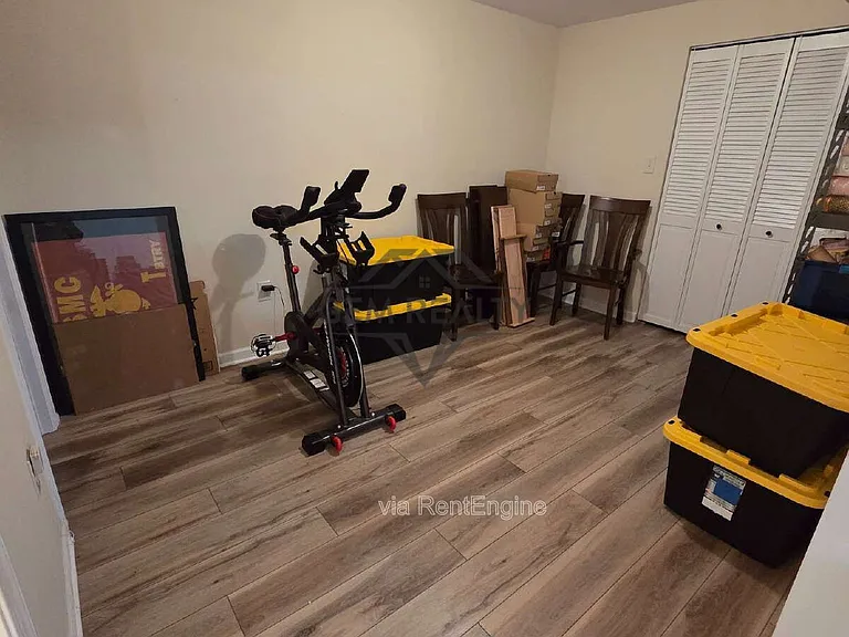 54 Dawson Dr — Photo 17