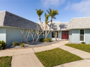 5311 Windward Way, New Port Richey, FL 34652