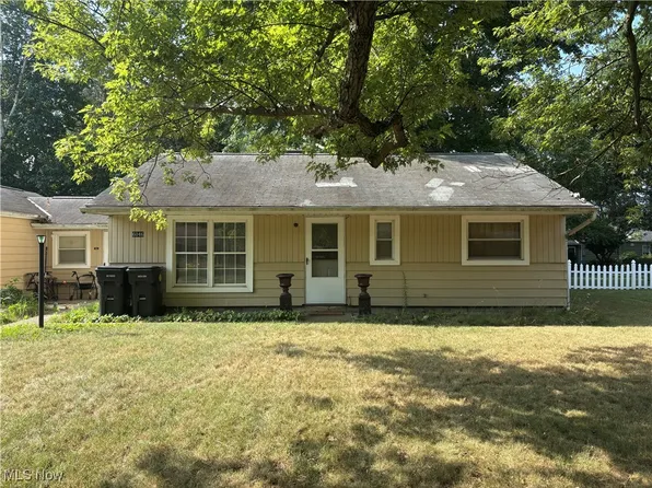 6046 Dundee St, Madison, OH 44057