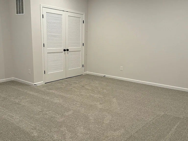 14394 Shrawley Ct — Photo 35