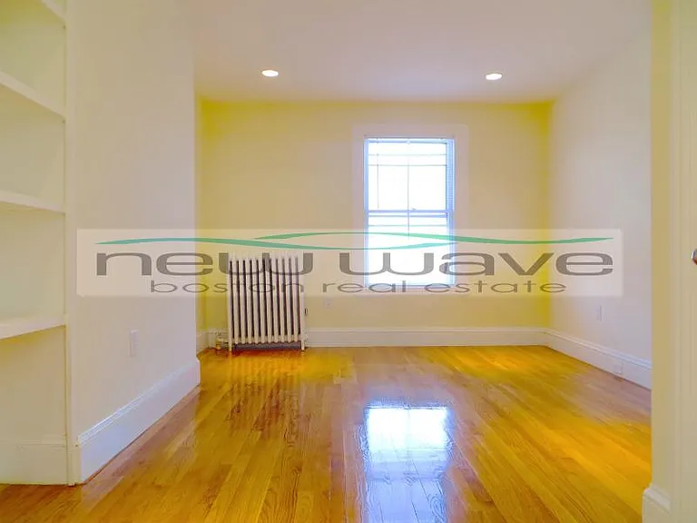 227 Newbury St #2 — Photo 13