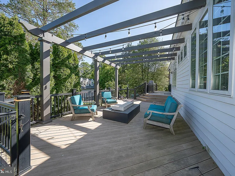 101 E Brookhaven Rd — Photo 108