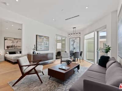 1030 N Kings Rd #306, West Hollywood, CA, 90069