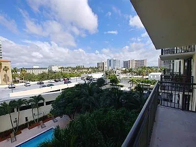 3031 N Ocean Blvd #502