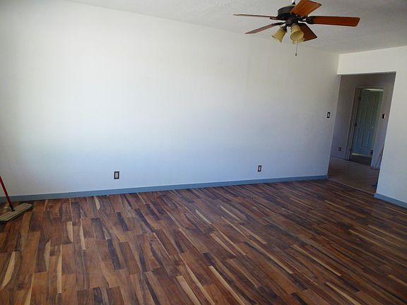 3rd image of 6308 Pastorcito Dr NW