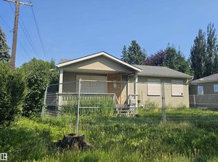 9115 76th St NW, Edmonton, AB T6C 2K4