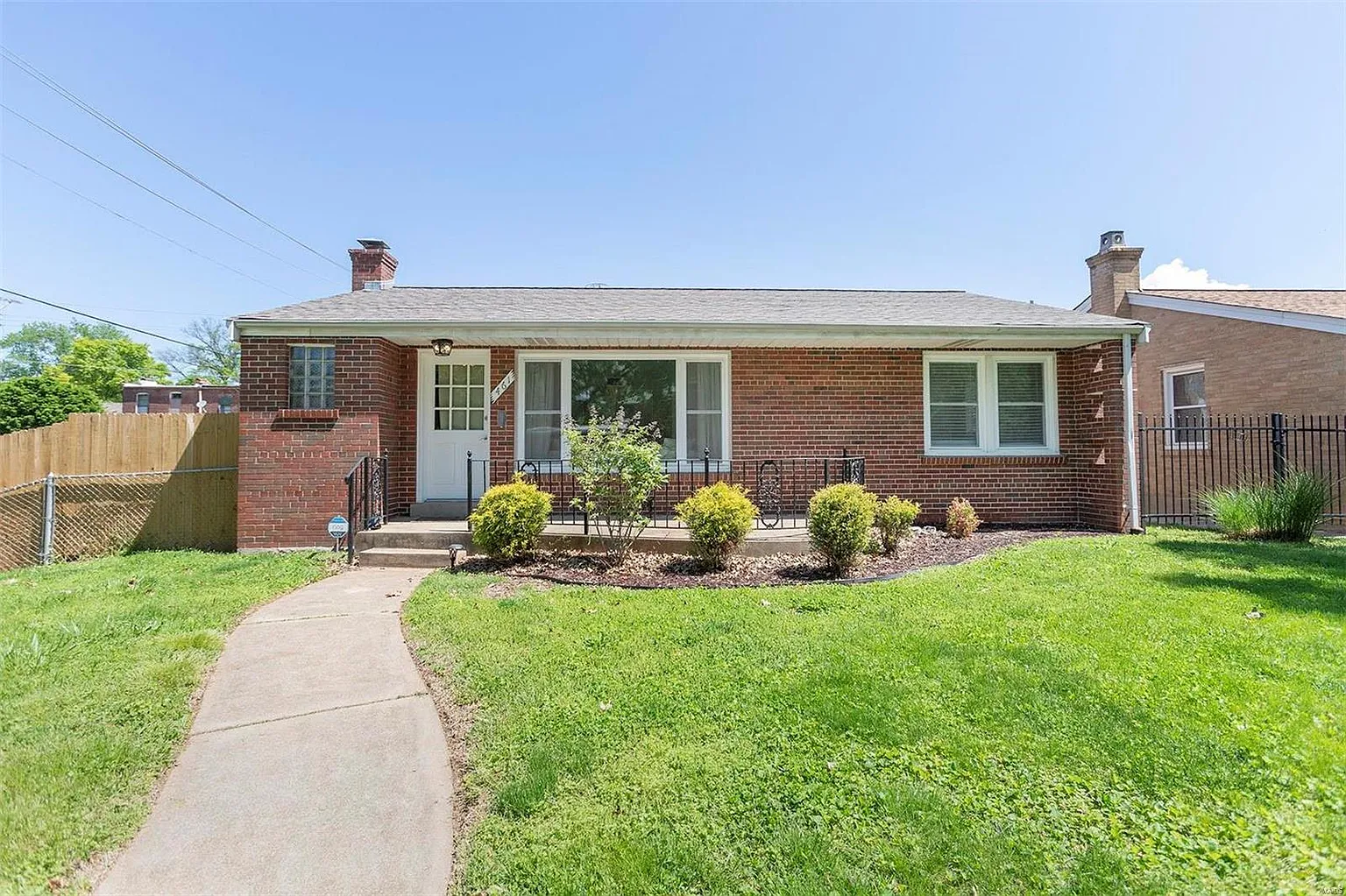 461 Bellerive Blvd photo 1
