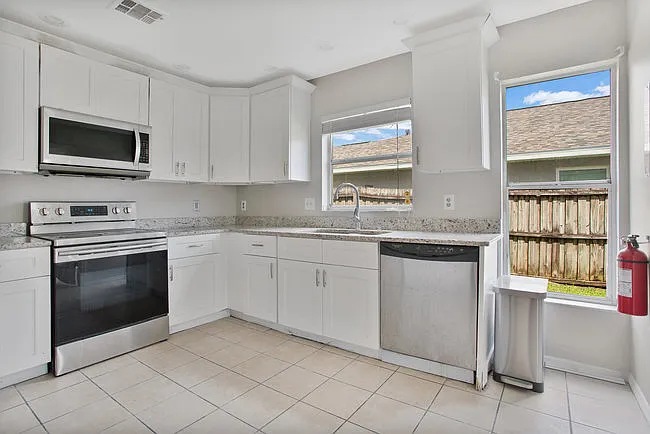 111 Blue Indigo Ct — Photo 14