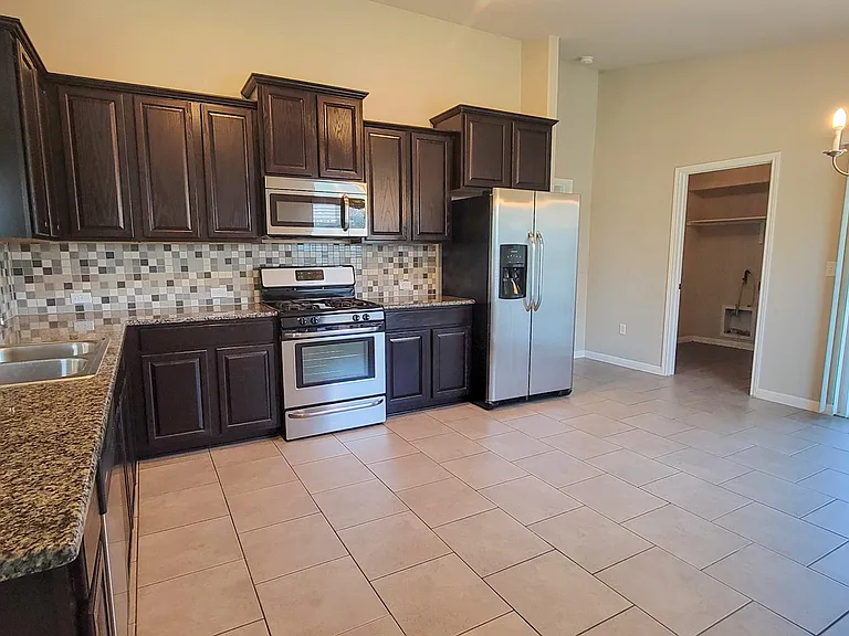 416 Purple Martin Ave — Photo 7