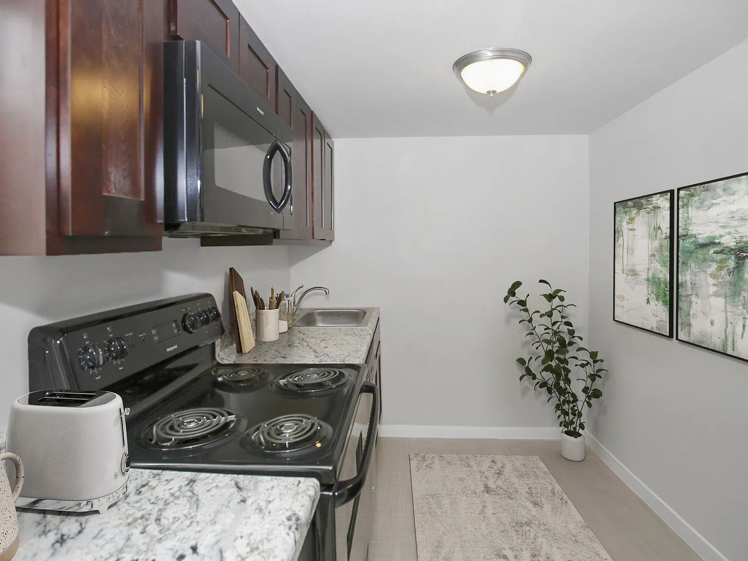Park Place Townhomes — Photo 4