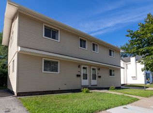 1236 Jackson St #1238, La Crosse, WI 54601