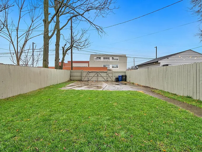 1191 E Rich St — Photo 40
