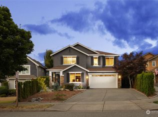 6406 Denny Peak Dr SE, Snoqualmie, WA 98065