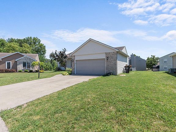 3rd image of 9928 Ballymore Dr