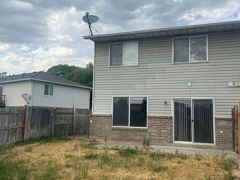 1847 W Garden Dr — Photo 1