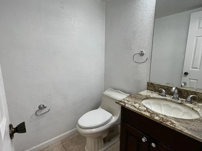 9645 SW 148th Pl — Photo 14