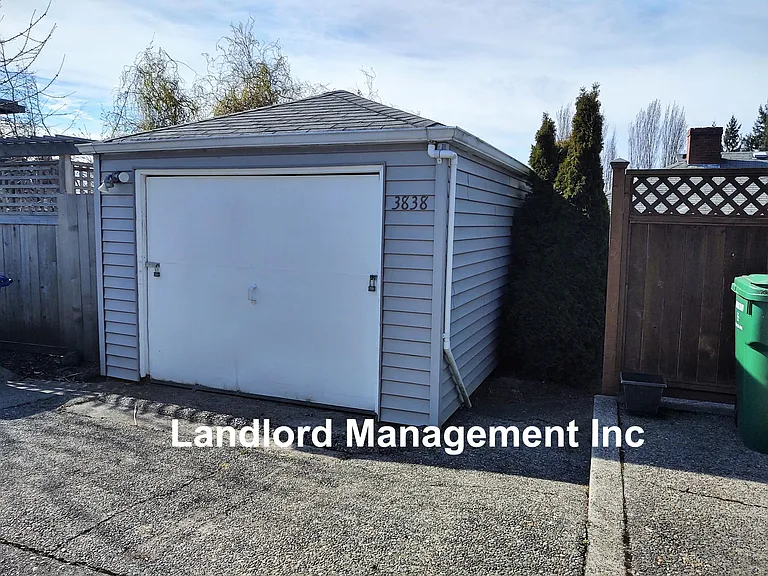 1 car garage included