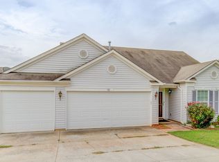 153 Boiling Brook Dr, Statesville, NC 28625