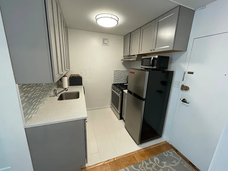 2030 F St NW #712 — Photo 4