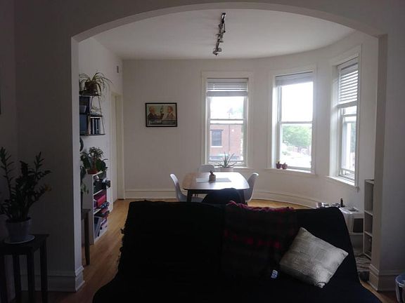 3rd image of 2624 W Fullerton Ave #2