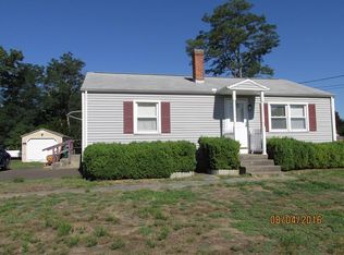 48 Sunset Dr, Chicopee, MA 01020